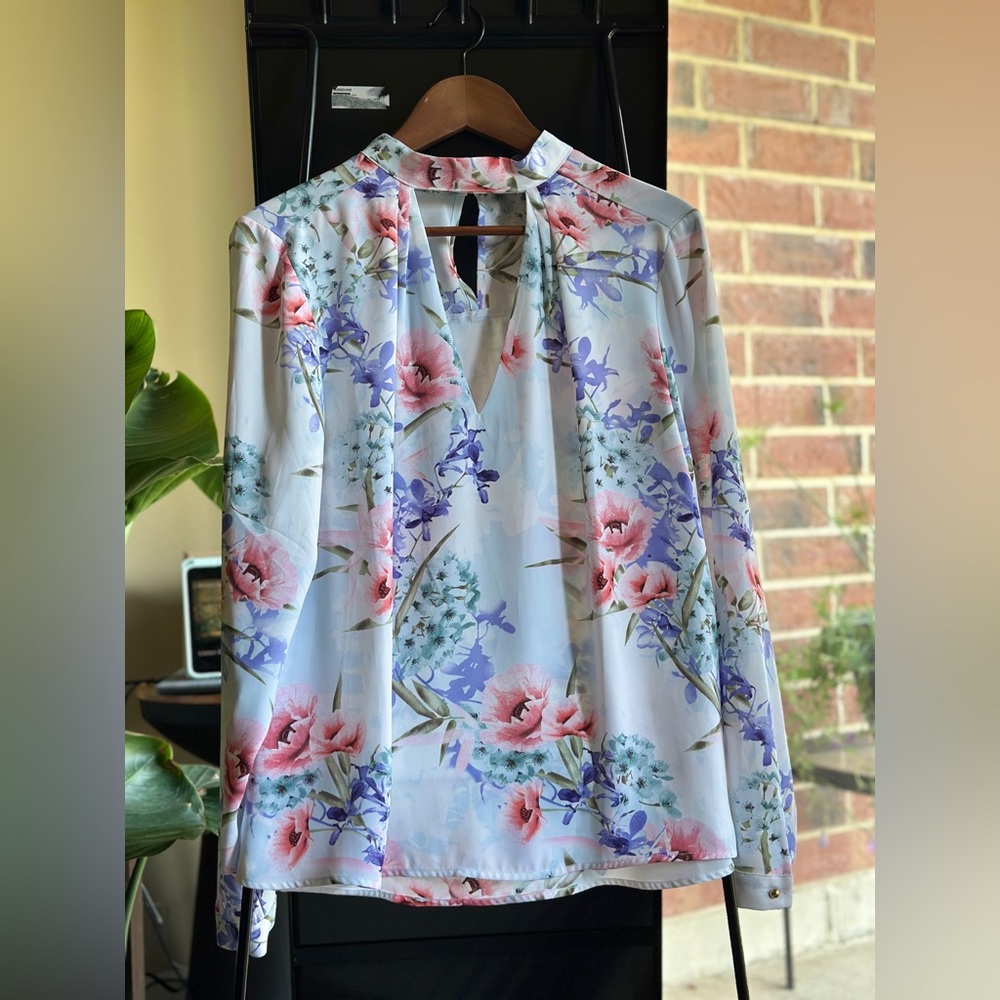 Guess Floral Pleated Long Sleeve Blouse